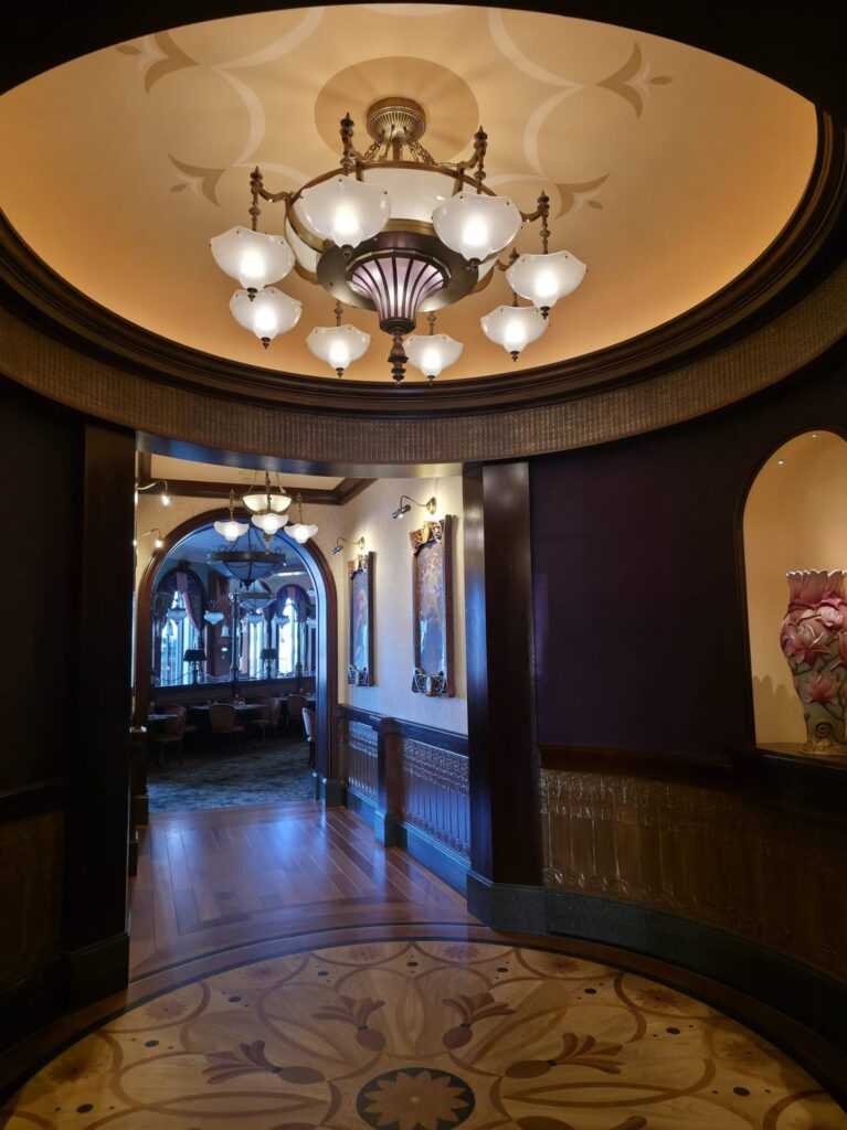 The Regal View  – Disneyland Paris Adventure World